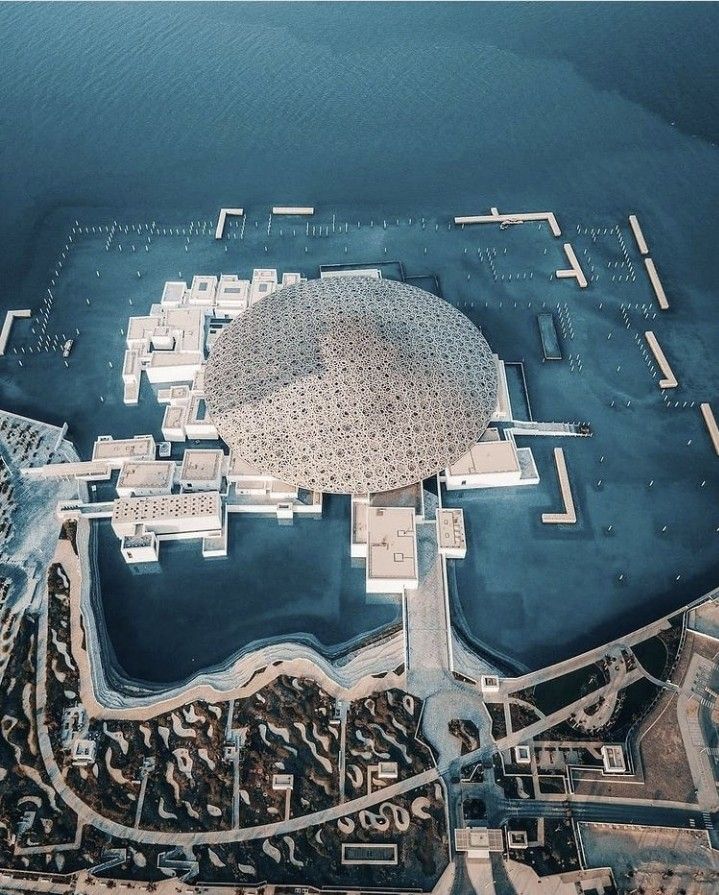 Louvre Abu Dhabi
