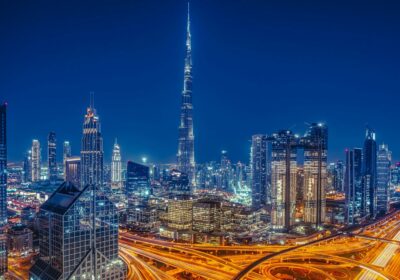 Dubai Budget Explorer with Dubai Mall Attractions